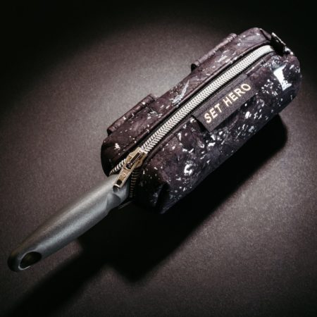 Mäppchen für Fusselrolle, Korkstoff schwarz mit Silber